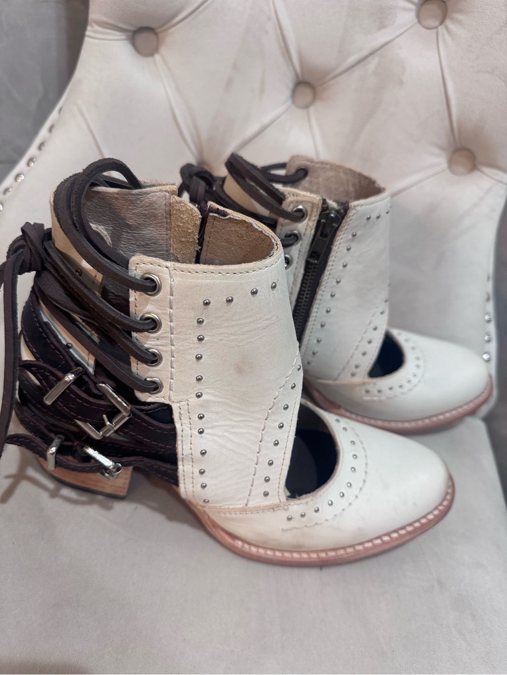 New Freebird Desert Women's White Leather Ankle Heels with Brown Lace-Up Detail